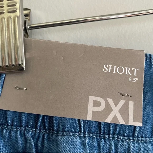 Soft Surroundings Pali Cargo elastic Waist 6.5” Short in Medium Denim Petite XL - Picture 5 of 7